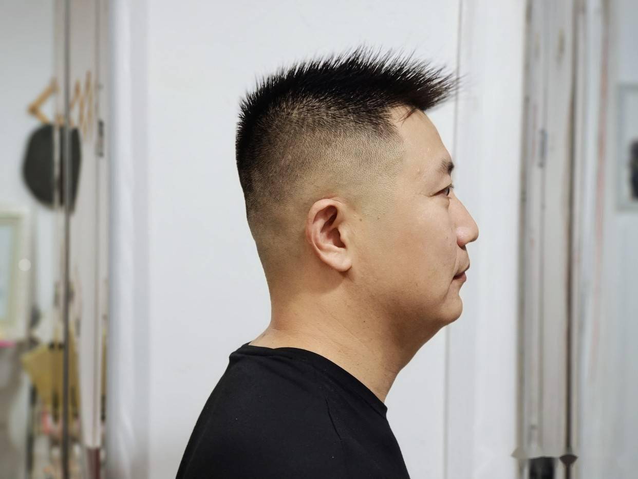男人梦见自己剃头发