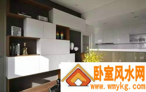 书房桌椅摆放应注意哪些风水事项