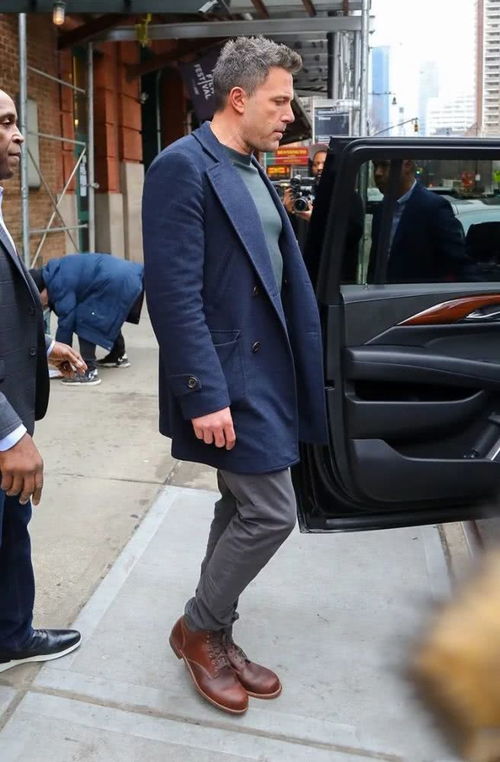 ���׷�������ݹ��ĵ��Ӿ�
