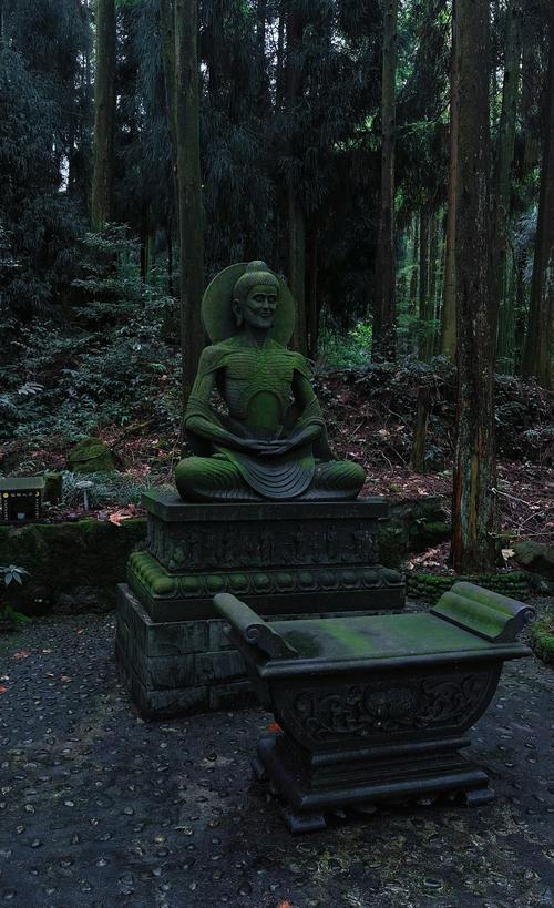 十九种桃花命命理解释吉凶 桃花命身体特征 十九种桃花命命理解释吉凶 桃花命身体特征