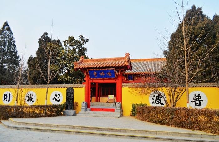 梦见别人屋内凌乱不堪 梦见自家屋内有水淹是什么预兆 梦见别人屋内凌乱不堪 梦见自家屋内有水淹是什么预兆