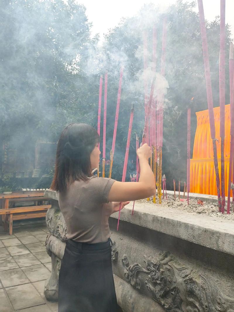 属虎的水瓶座最佳婚配,属虎女的水瓶座和属虎 属虎的水瓶座最佳婚配,属虎女的水瓶座和属虎