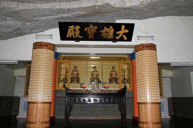 杨受成李泽楷过招梁洛施和李泽楷分手10年,为 杨受成李泽楷过招梁洛施和李泽楷分手10年,为