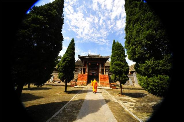 2024年5月17日五行穿么色彩的衣服好周新春易学 (2024年5月1日法定假日几天) 2024年5月17日五行穿么色彩的衣服好周新春易学 (2024年5月1日法定假日几天)