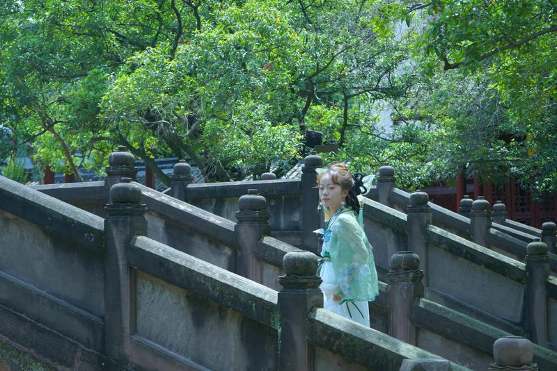 乌尔善封神三部曲为什么跳票?有个电影叫刀什 乌尔善封神三部曲为什么跳票?有个电影叫刀什