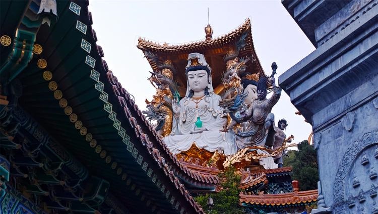 属蛇44岁过后的命运还有婚姻,77年属蛇2026年婚姻 属蛇44岁过后的命运还有婚姻,77年属蛇2026年婚姻