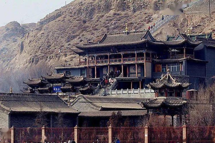 驼峰鼻面相详解 驼峰鼻面相详解