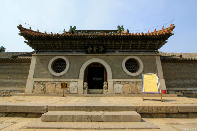 梦游瓷器殿堂与布局设计图_瓷器展厅陈设设计概览 梦游瓷器殿堂与布局设计图_瓷器展厅陈设设计概览