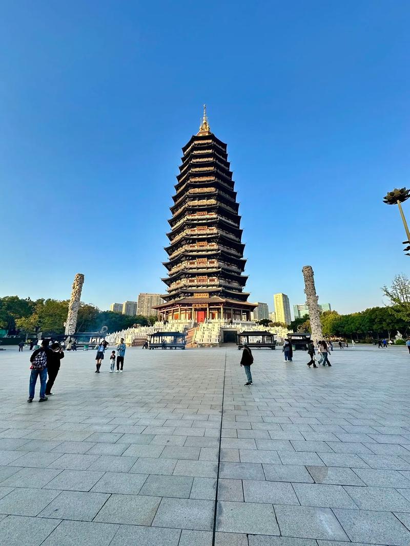 事业财运亨通 全年吉运萦绕 属猪人2026年运势 爱情甜蜜 (财运 事业) 事业财运亨通 全年吉运萦绕 属猪人2026年运势 爱情甜蜜 (财运 事业)