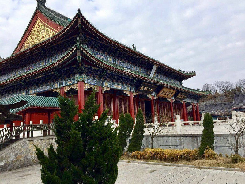 �쵤����������������