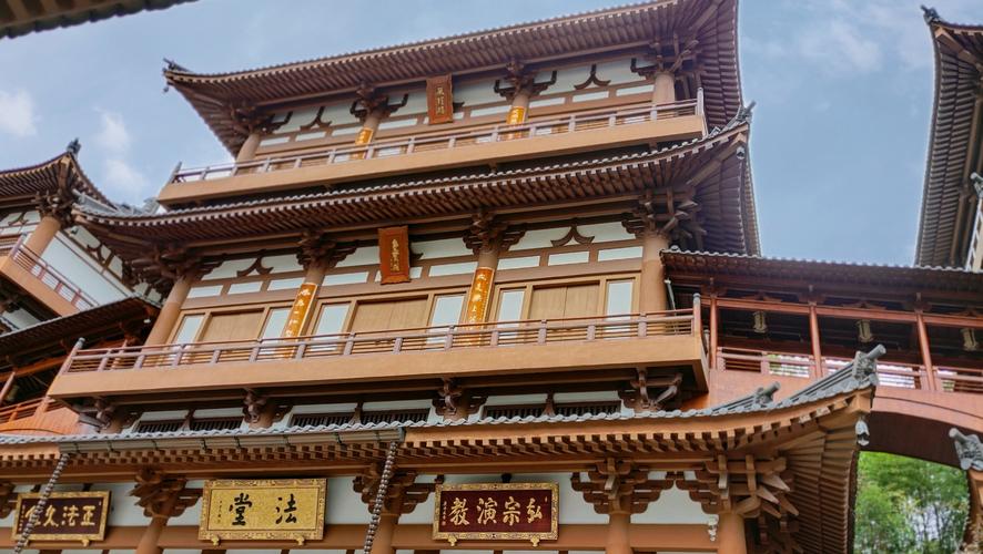 东北一家人李琦_东北一家人李琦喝酒 东北一家人李琦_东北一家人李琦喝酒
