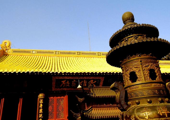 凤小岳个人资料简介父母 凤小岳个人资料简介父母