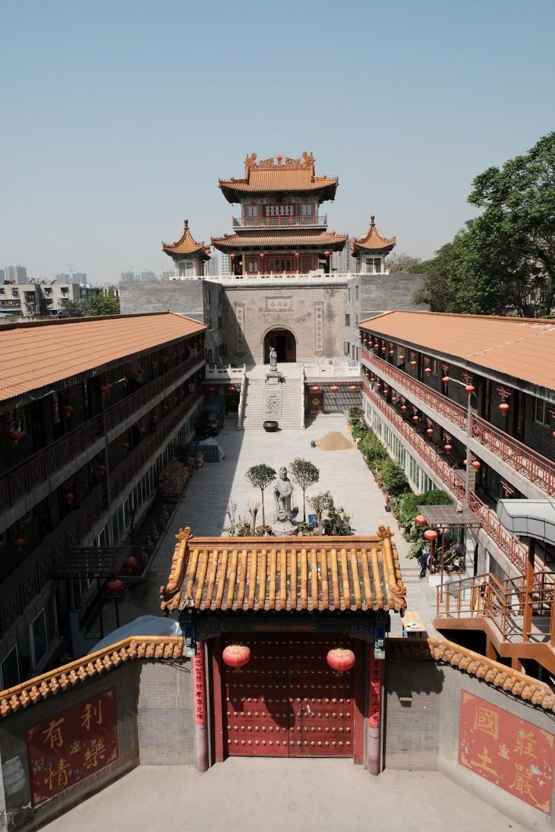 梦见蟾蜍在家里跳 梦见蟾蜍周公原版解梦 梦见蟾蜍在家里跳 梦见蟾蜍周公原版解梦