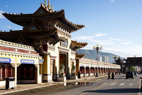 属兔起名能有人字旁的字吗 属兔起名能有人字旁的字吗