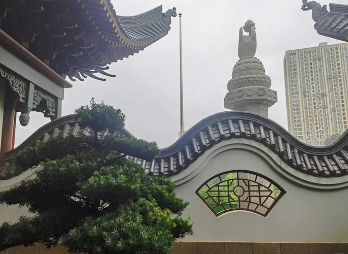 别墅圆形楼梯正对大门风水 别墅圆形楼梯正对大门风水