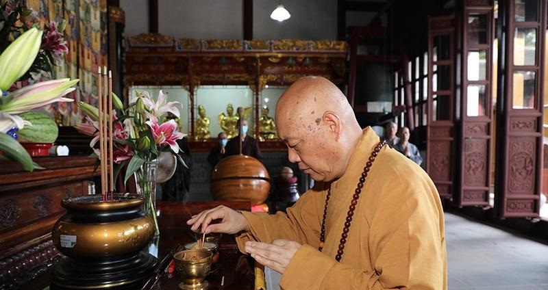 金元宝挂件风水图我和招财进宝的金元宝拍照有什么讲究的说法吗 金元宝挂件风水图我和招财进宝的金元宝拍照有什么讲究的说法吗